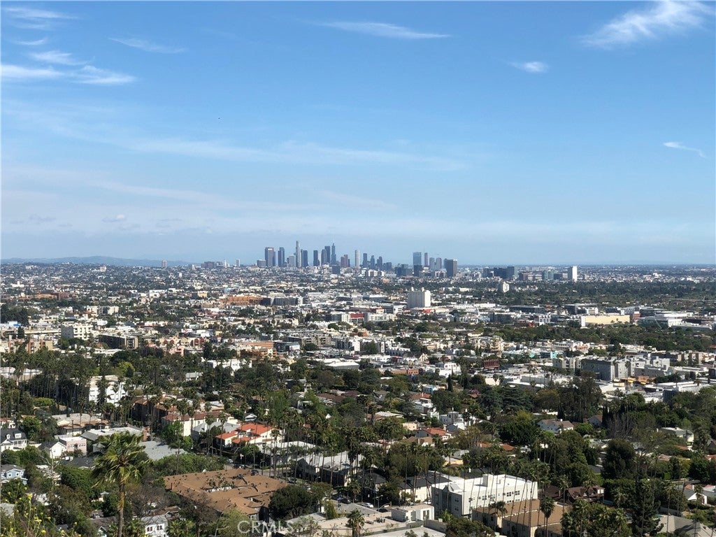 7828 Granito Drive, Los Angeles