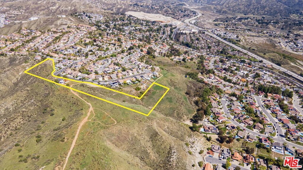 Photo of Listing #25573221