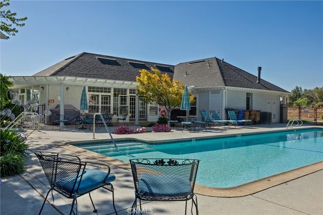 606 Swanee River Place, Paradise