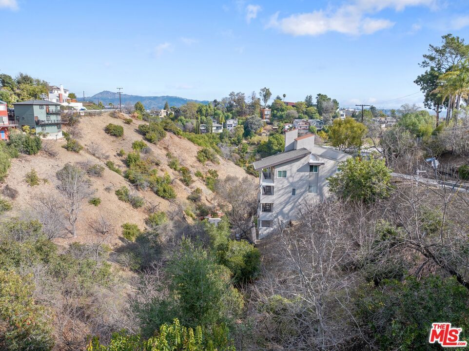 Photo of Listing #25576103