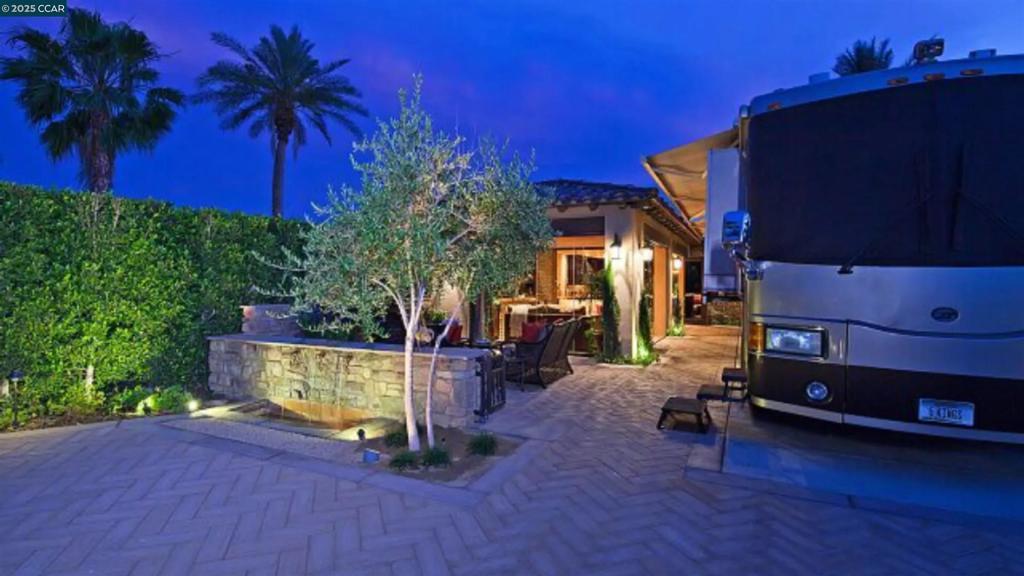 80501 Avenue 48 #262, Indio