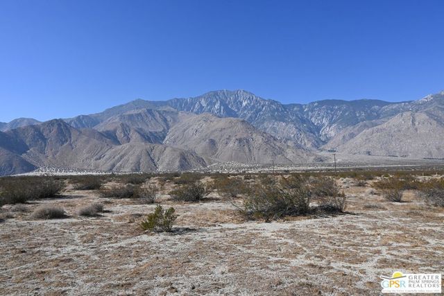 Tipton Road, Palm Springs