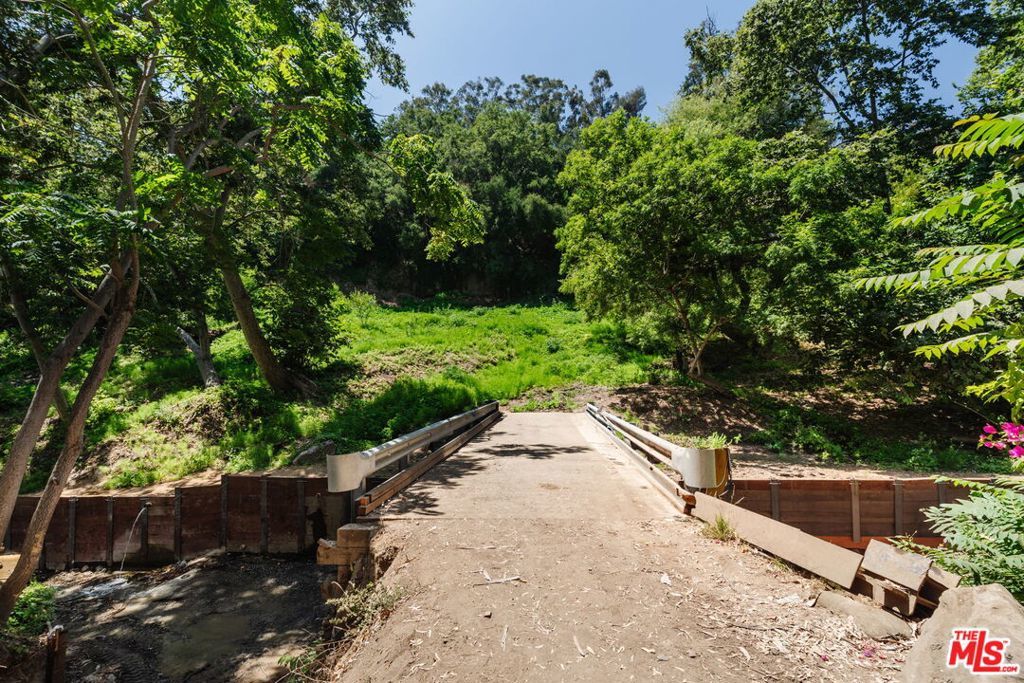 Photo of Listing #25578227