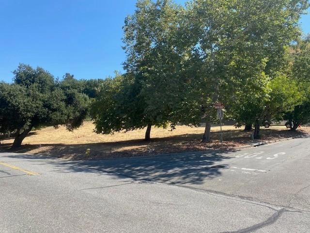 Saratoga Heights Drive, Saratoga