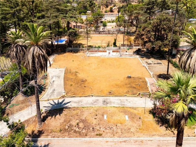 1663 Gaywood Drive, Altadena