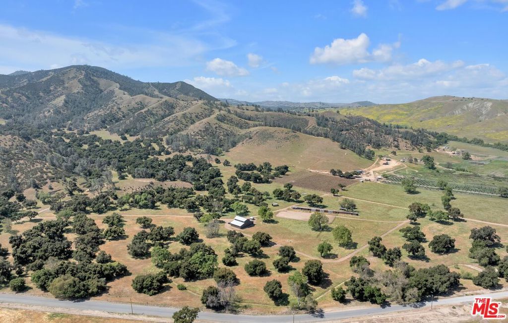 Photo of Listing #25567295