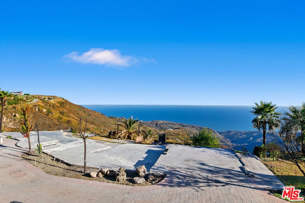 Photo of Listing #25579255