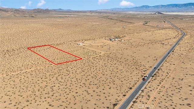 Algoman Avenue, Lucerne Valley