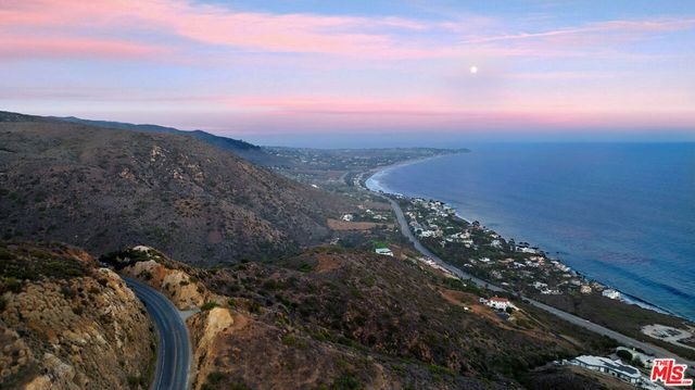 4140 Encinal Canyon Road, Malibu
