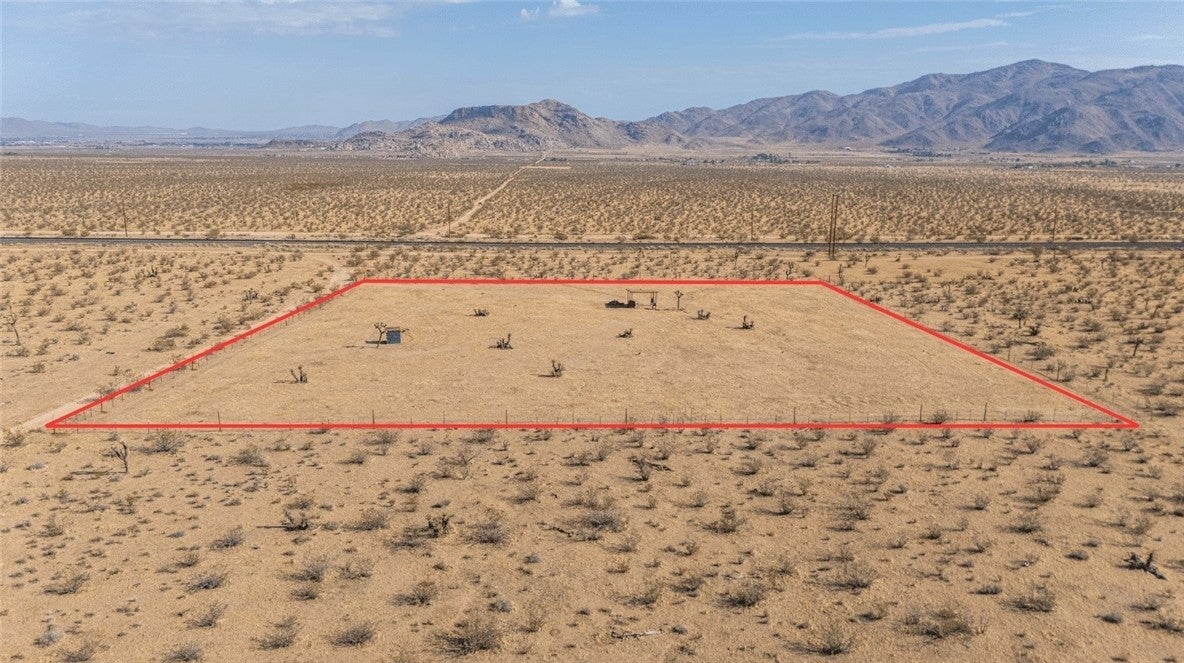 Photo of Listing #CV25191360