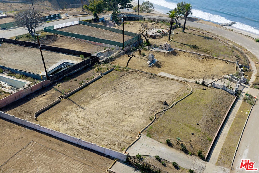 Photo of Listing #25587669