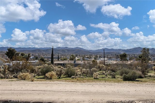 57495 Warren Way, Yucca Valley