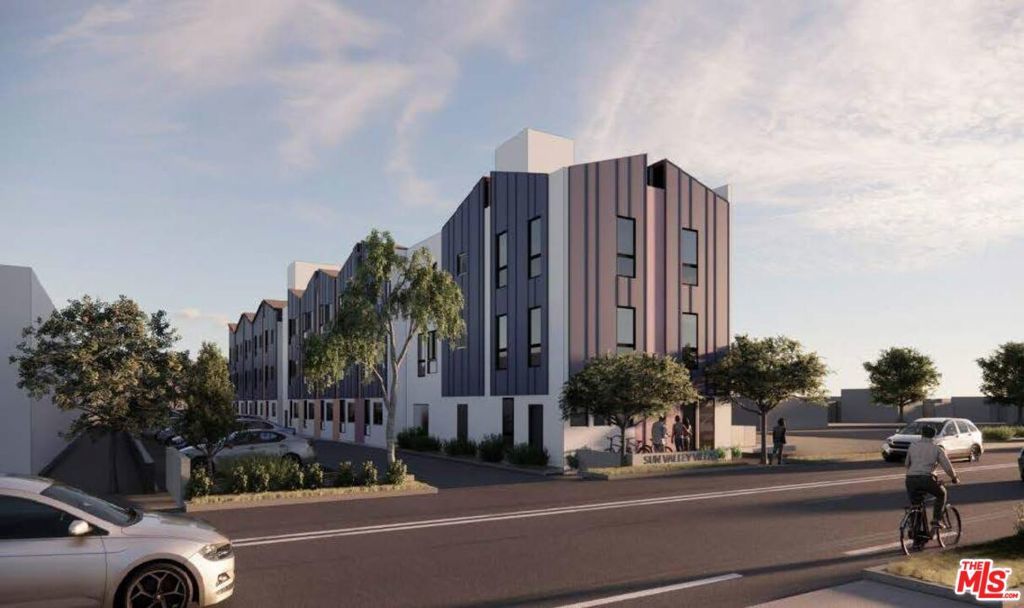 Photo of Listing #25587153