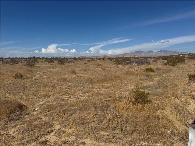 Mojave Tropico Rd, Mojave