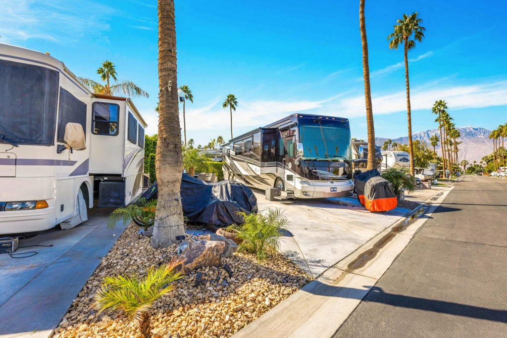 69411 Ramon Rd #427, Cathedral City