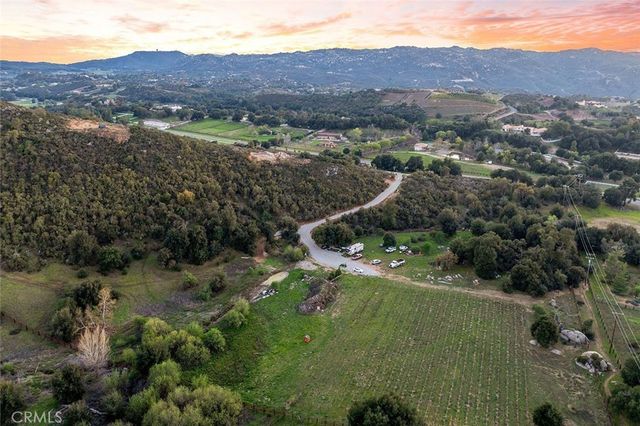 39948 Avenida La Cresta, Murrieta