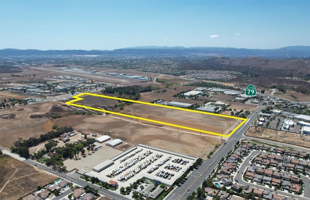 Photo of Listing #IV25219761