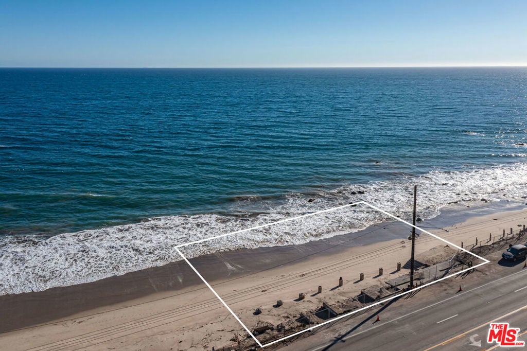 Photo of Listing #25590079