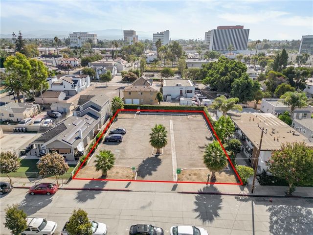 835 & 839 N Patron Street, Santa Ana