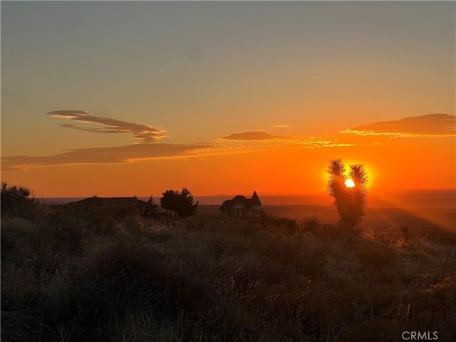 3 Outpost, Apple Valley