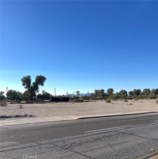 40/broadway, Needles