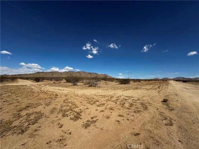 26 Colusa Rd., Apple Valley