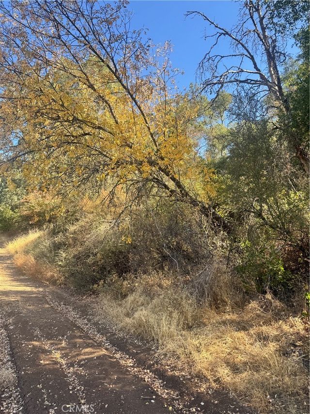6029 Vallejo Avenue, Clearlake