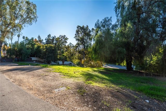 Campbell Avenue, Redlands