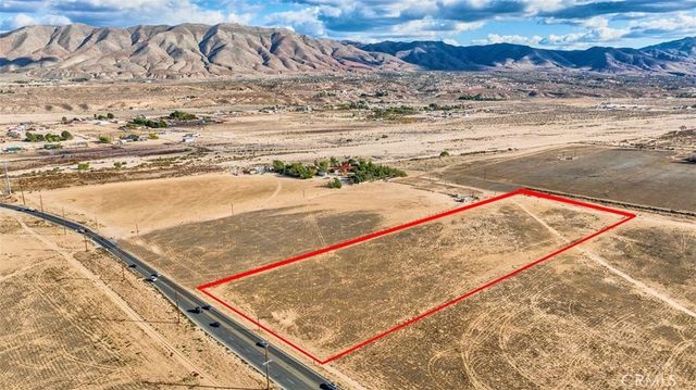 Rock Springs Road, Hesperia