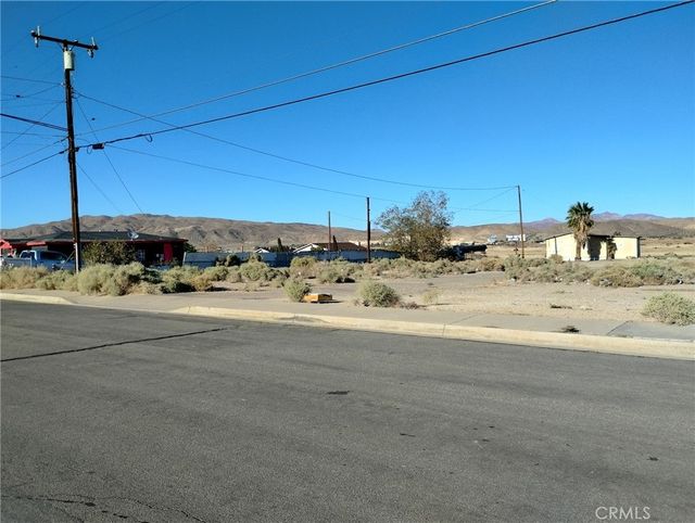 1613 Riverside Drive, Barstow