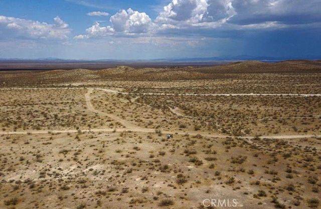 Silver Peak Road, Adelanto