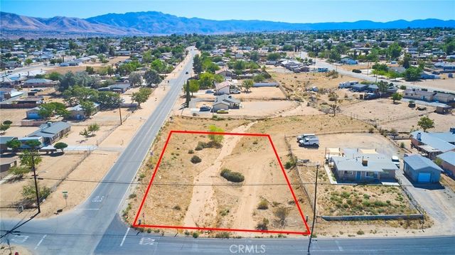 Willow Court, Hesperia