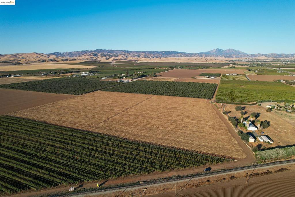 Photo of Listing #41113986