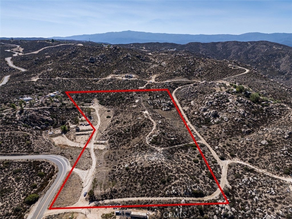 Photo of Listing #IV25234284