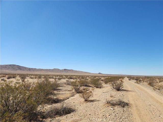 34 Panamint Trail, Helendale
