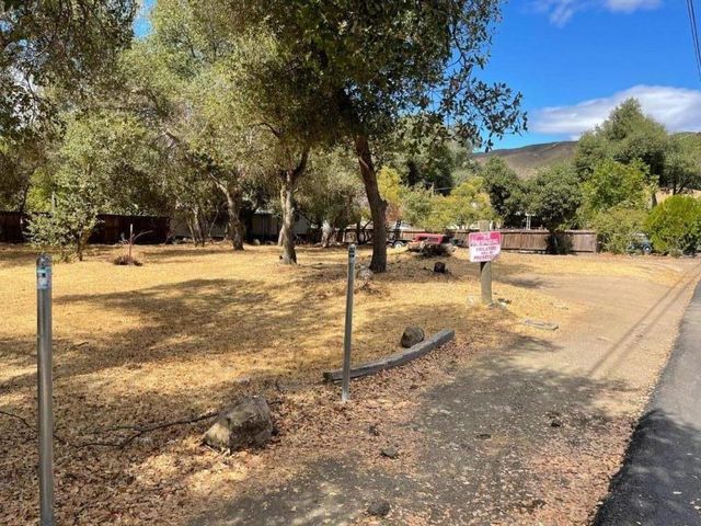 2862 9th Street, Clearlake