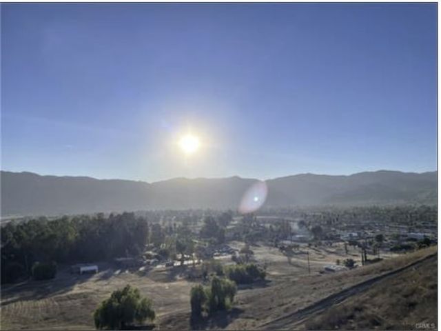 Lakeview Avenue, Lake Elsinore