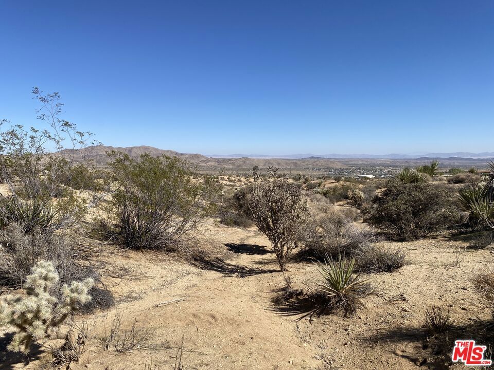 7564 Vista Road, Joshua Tree