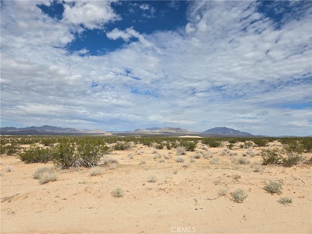 Granite, Lucerne Valley