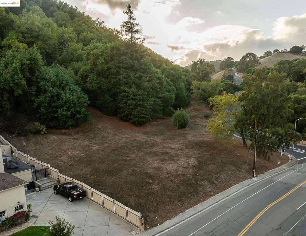 3300 Pinole Valley Rd, Pinole