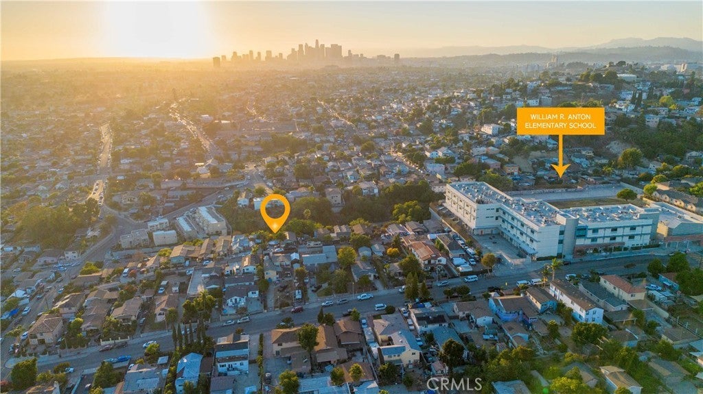 Photo of Listing #DW25240909