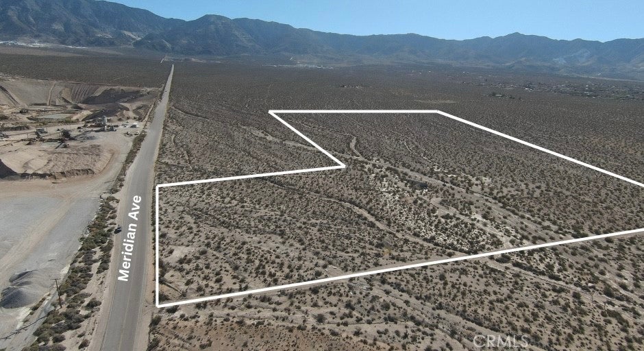 8840 Meridian Avenue, Lucerne Valley