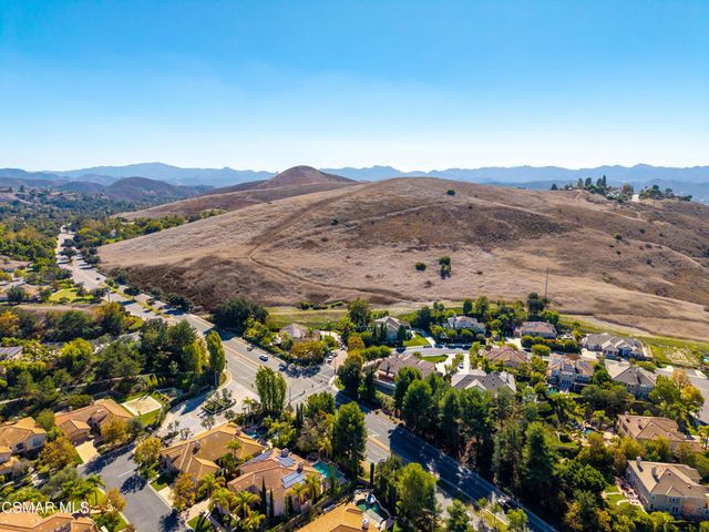 1901 Westlake Boulevard, Westlake Village