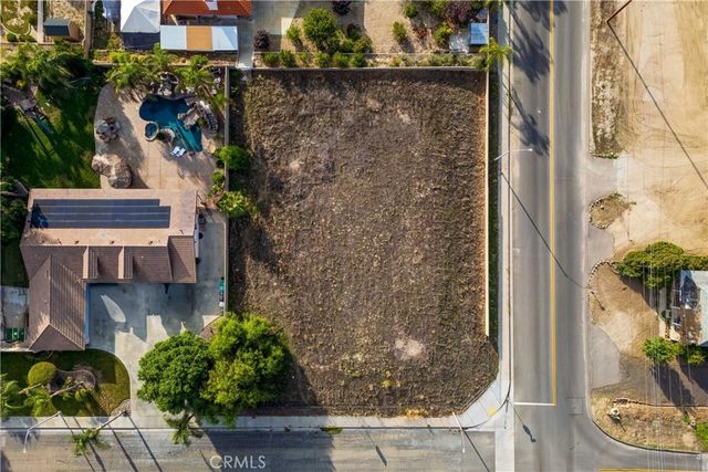 Hemet St, Hemet