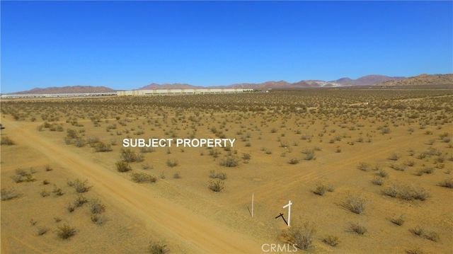 46337131 Comanche Road, Apple Valley