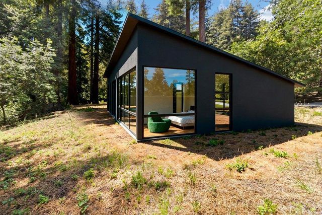 115 Edison Way, Soquel