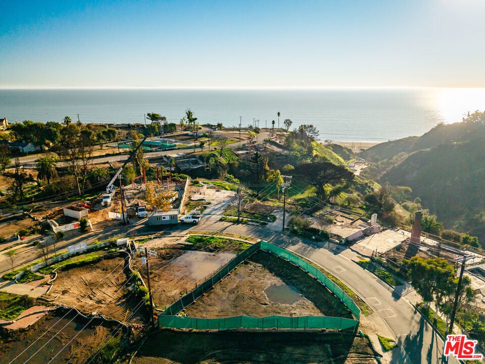 Photo of Listing #25574777