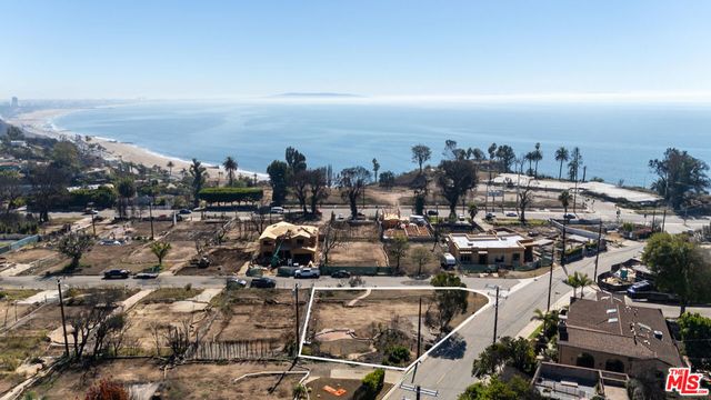 16957 Livorno Drive, Pacific Palisades