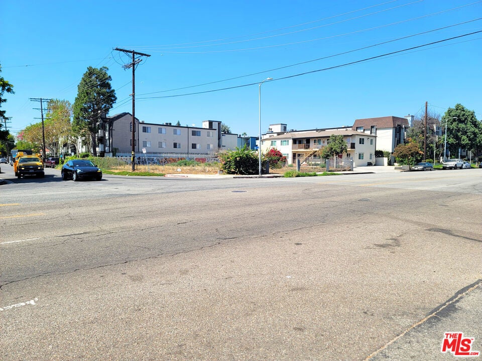 Photo of Listing #25611945