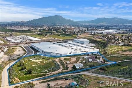 Photo of Listing #IV25243338